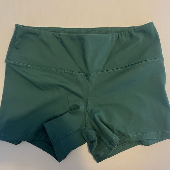 Sea Pine Power High Rise FLEO Shorts - Picture 2 of 2
